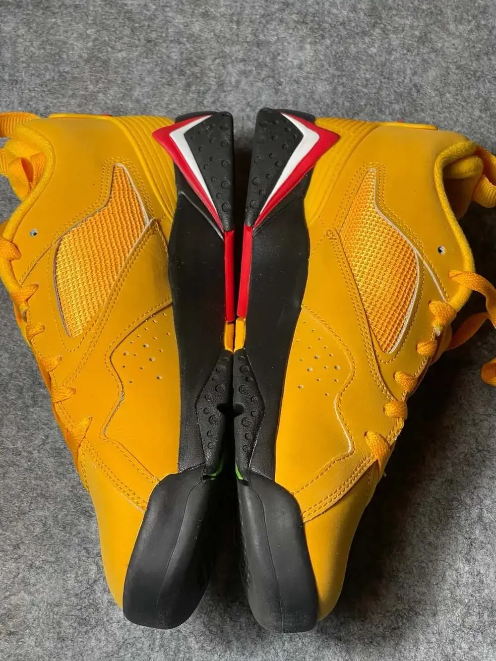 Air Jordan 7 Retro Low NRG Taxi University Red Black